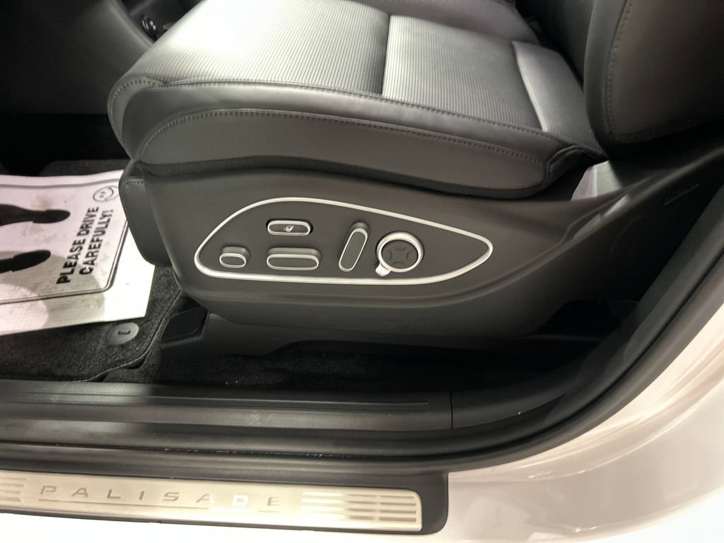 New 2026 Hyundai Palisade Calligraphy AWD/4WD image 11