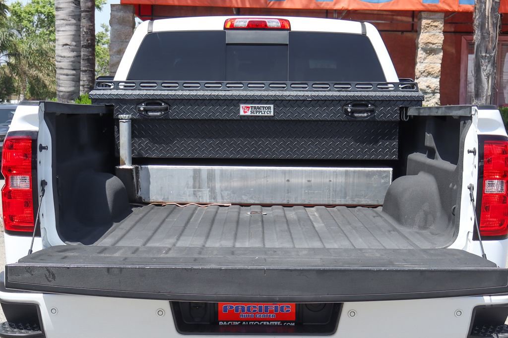 Used 2017 Chevrolet Silverado 2500 LTZ w/ Duramax Plus Package AWD/4WD image 8