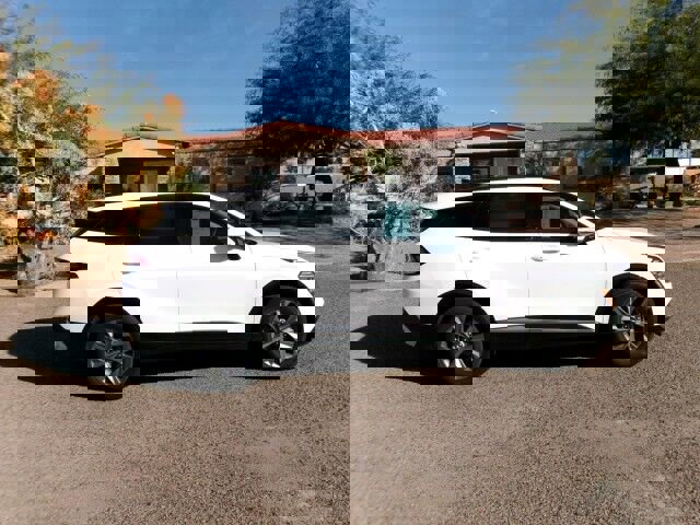 Used 2025 Kia Sportage SX image 7