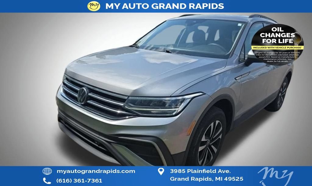 Used 2024 Volkswagen Tiguan S AWD/4WD image 2