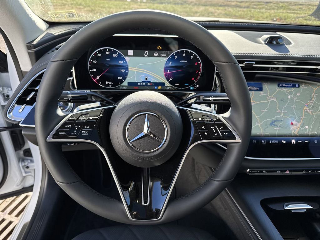 New 2024 Mercedes-Benz E 350 4MATIC Sedan image 19