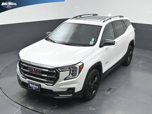 Used 2024 GMC Terrain AT4 AWD/4WD image 11