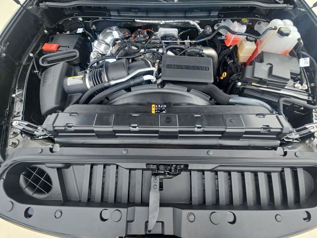 New 2026 Chevrolet Silverado 2500 ZR2 w/ LPO, Dark Essentials Package AWD/4WD image 31