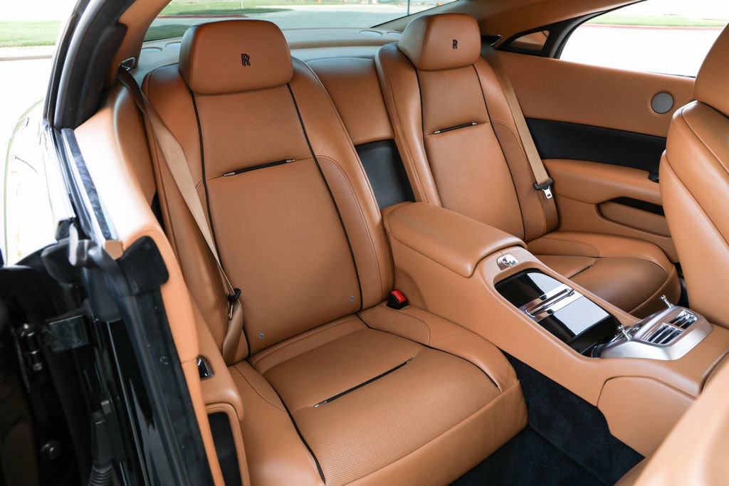Used 2020 Rolls-Royce Wraith RWD image 28