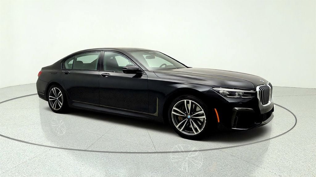 Used 2020 BMW 745e xDrive AWD/4WD image 3
