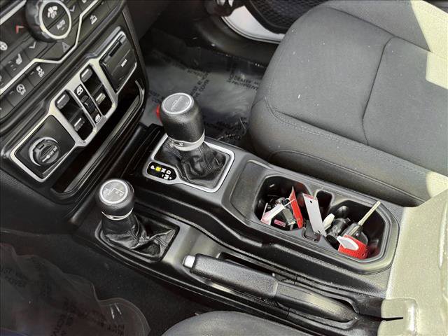 Used 2020 Jeep Gladiator Sport w/ Quick Order Package 24S AWD/4WD image 16