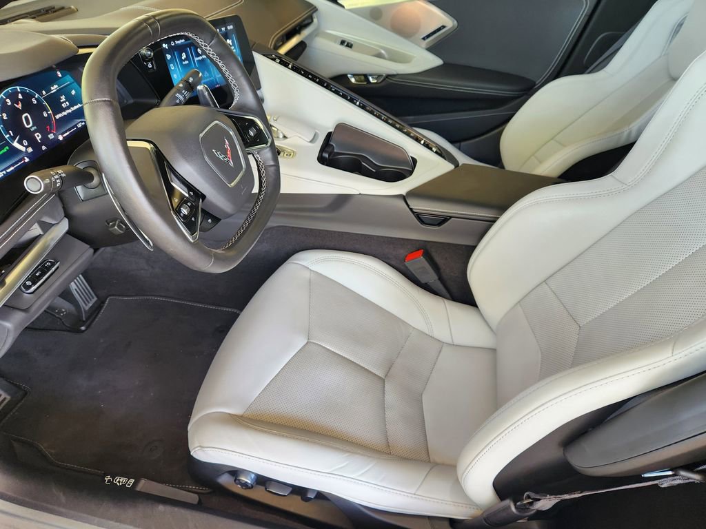 Used 2024 Chevrolet Corvette Stingray Preferred Cpe w/ 2LT RWD image 18