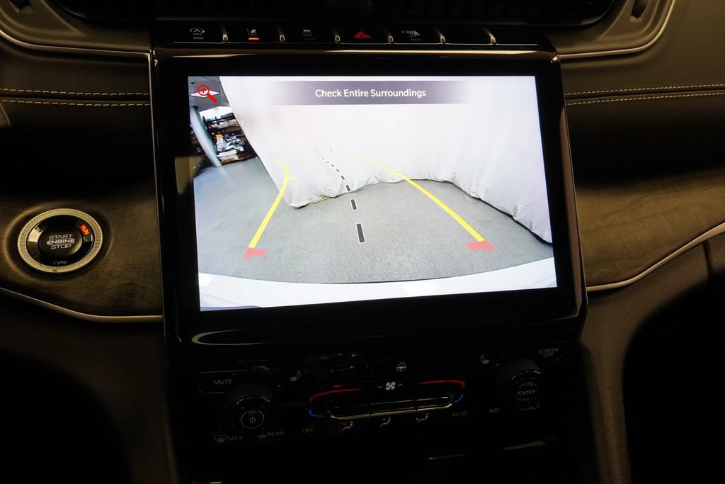 Certified 2025 Jeep Grand Cherokee L Limited AWD/4WD image 36