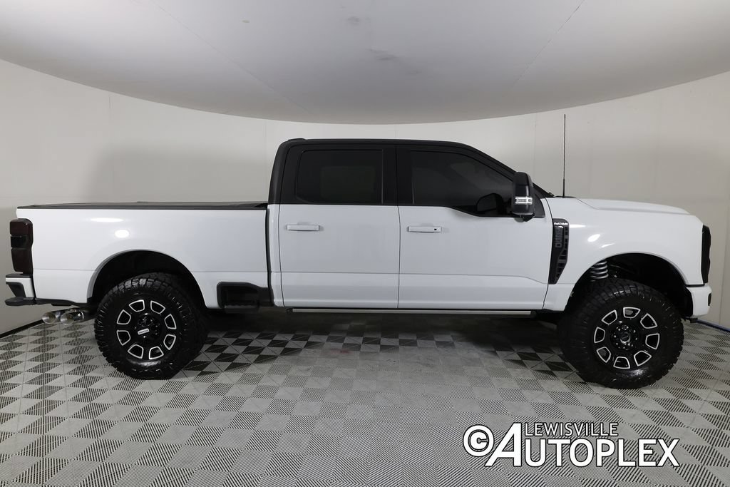 Used 2025 Ford F250 Platinum AWD/4WD image 4
