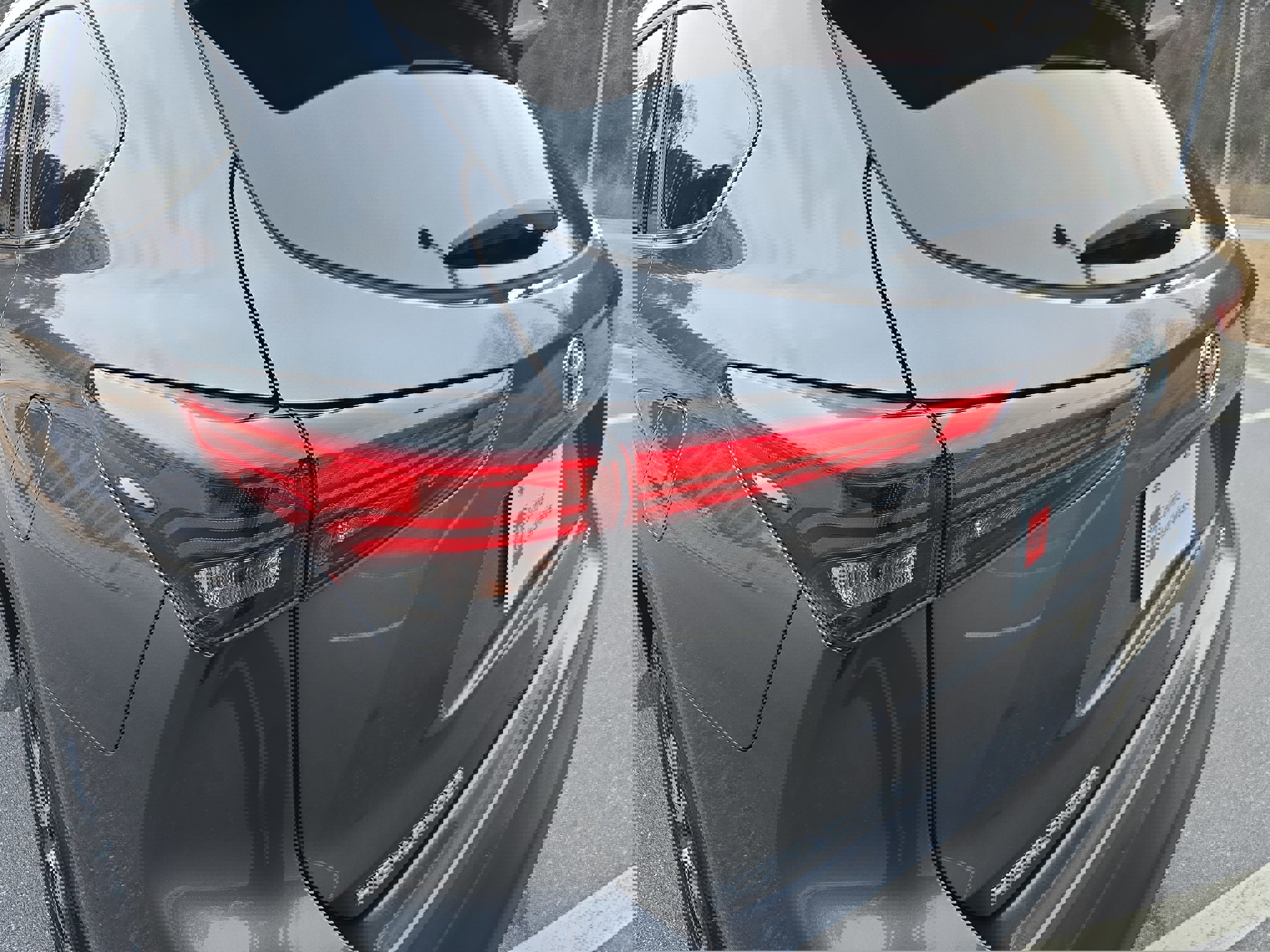 Certified 2023 Toyota Highlander XLE image 36