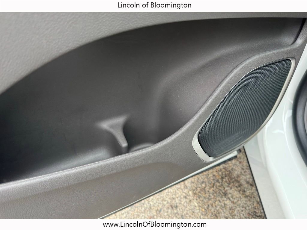 Certified 2023 Lincoln Nautilus Reserve w/ Equipment Group 201A image 38