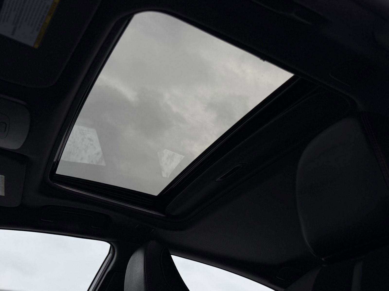 Used 2019 Toyota Avalon Touring w/ Advanced Safety Package image 19