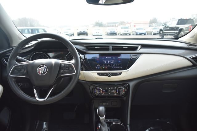 Used 2020 Buick Encore GX Essence w/ Experience Buick Package image 37