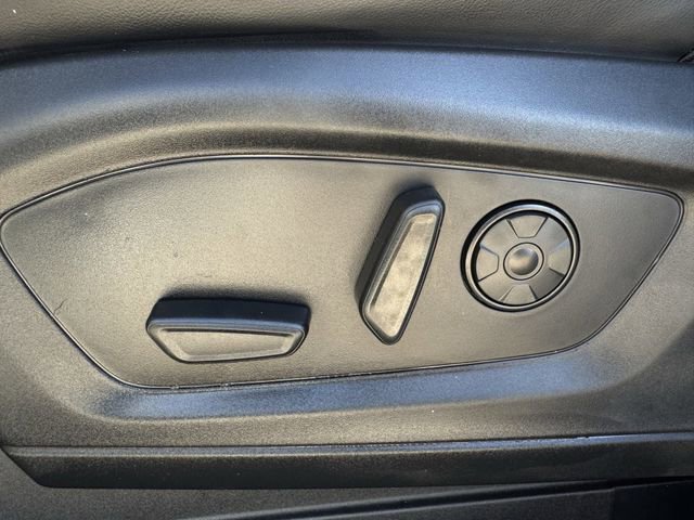 Used 2025 Ford Explorer ST image 27