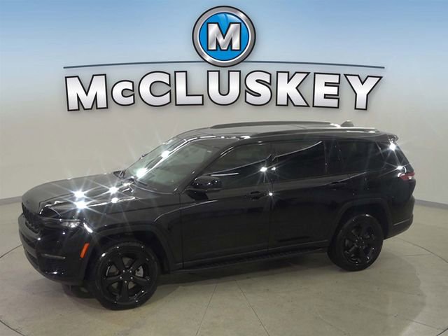 Used 2022 Jeep Grand Cherokee L Limited w/ Black Appearance Package AWD/4WD image 1