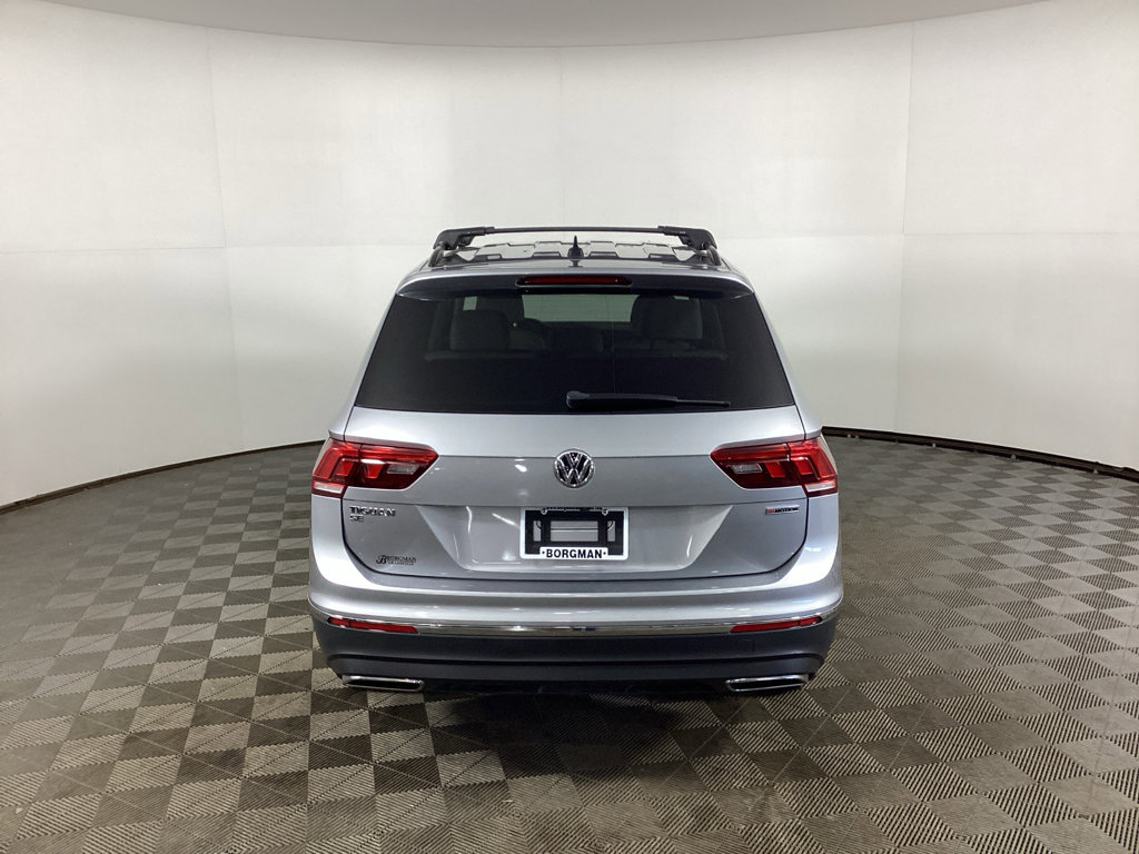 Used 2021 Volkswagen Tiguan SE R-Line AWD/4WD image 3