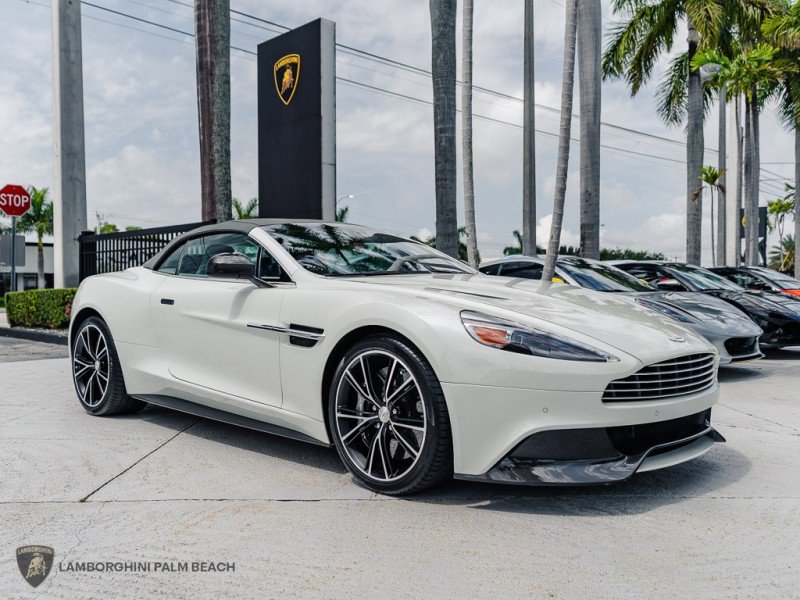 Used 2014 Aston Martin Vanquish Volante RWD image 10