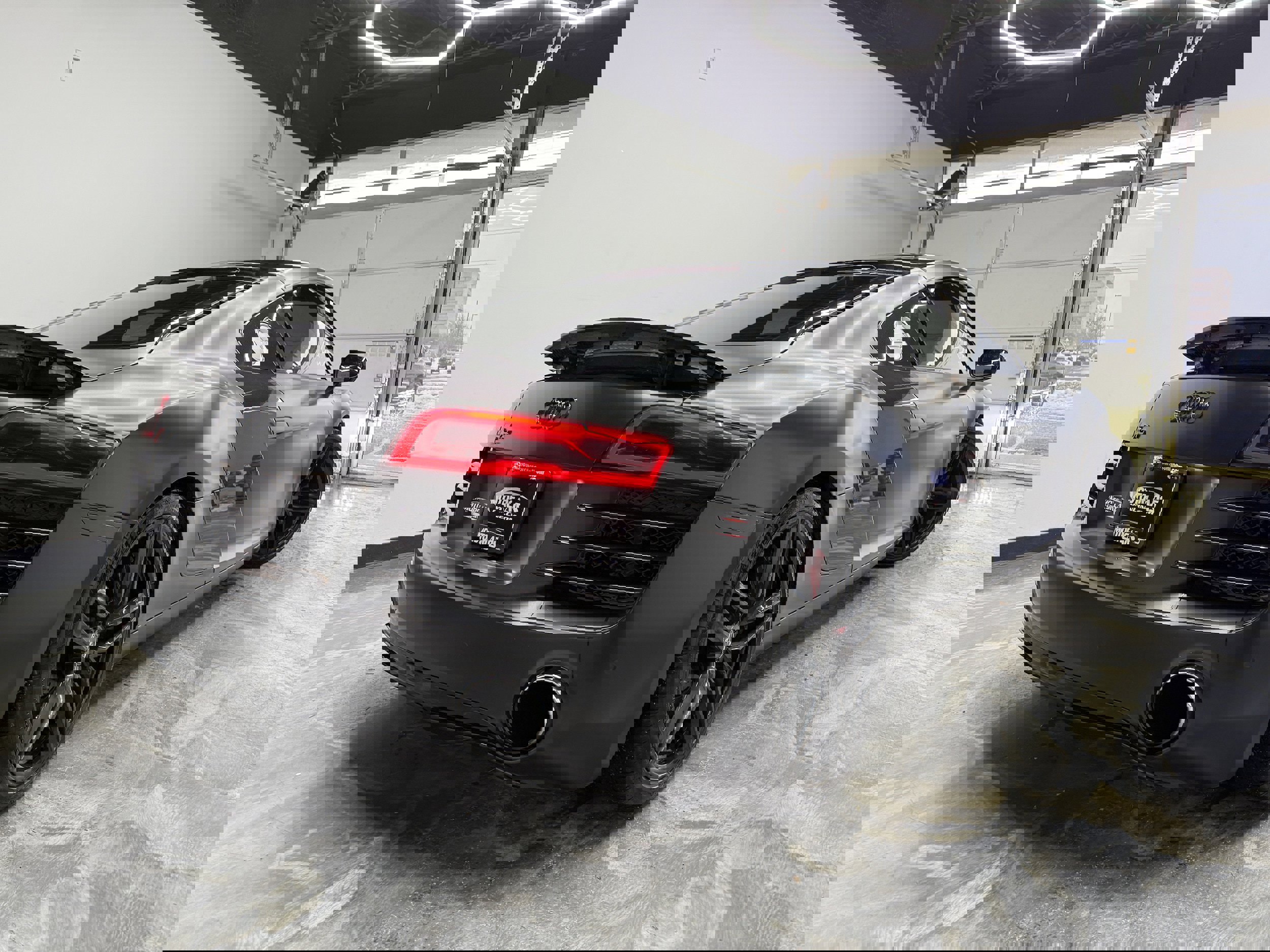 Used 2015 Audi R8 V8 image 4