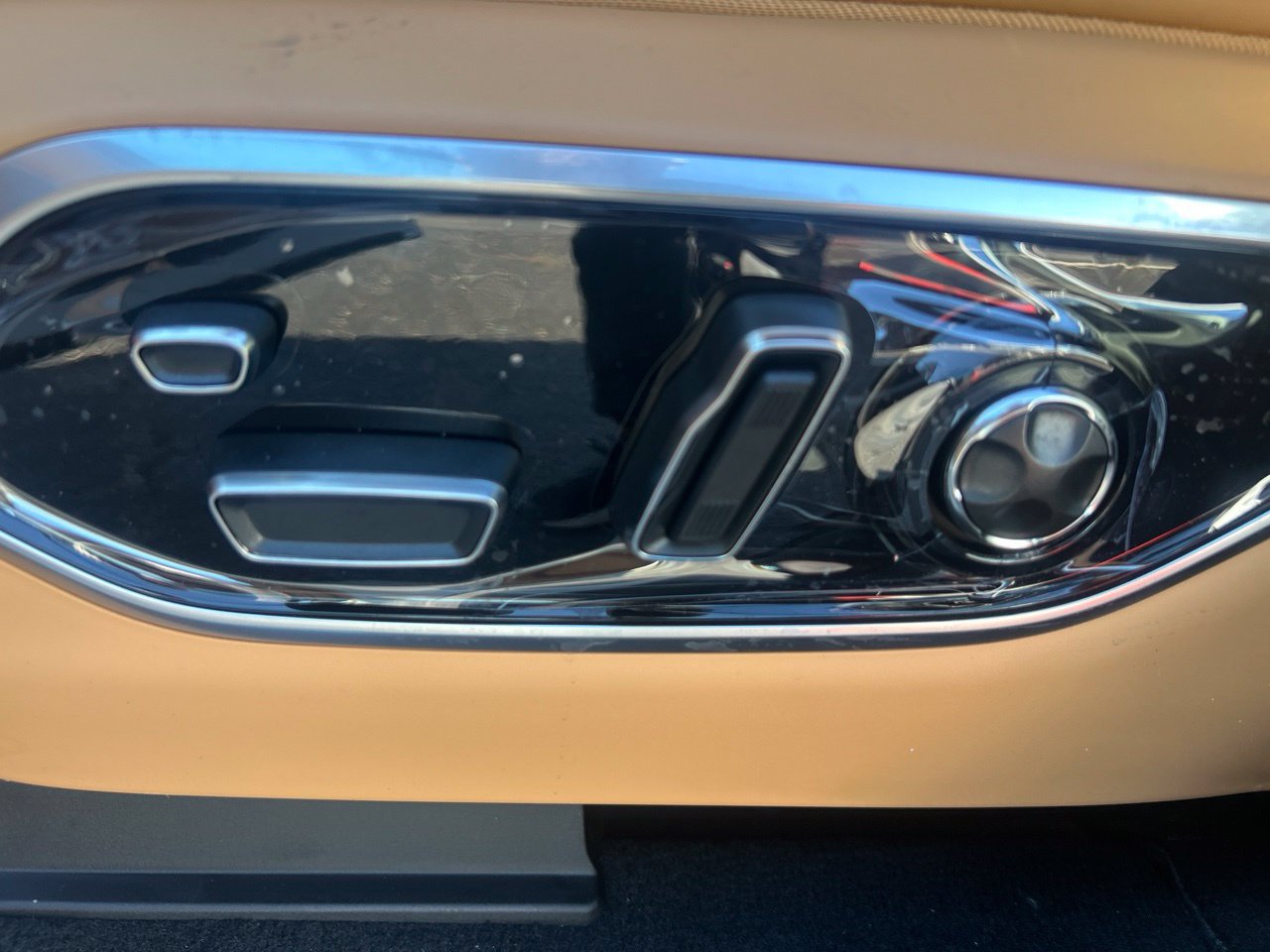 New 2027 Jeep Grand Cherokee Summit AWD/4WD image 17