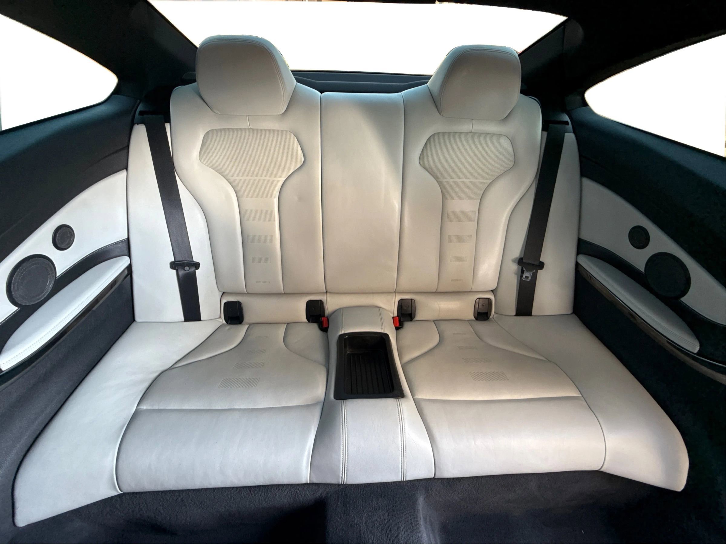 Used 2015 BMW M4 Coupe image 16