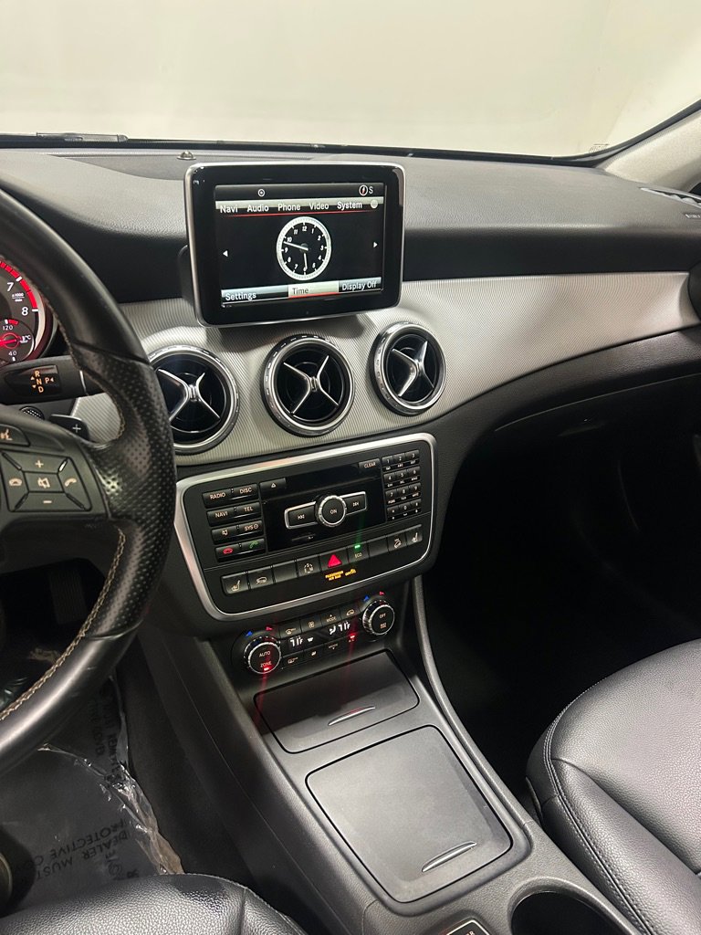Used 2015 Mercedes-Benz GLA 250 4MATIC image 14