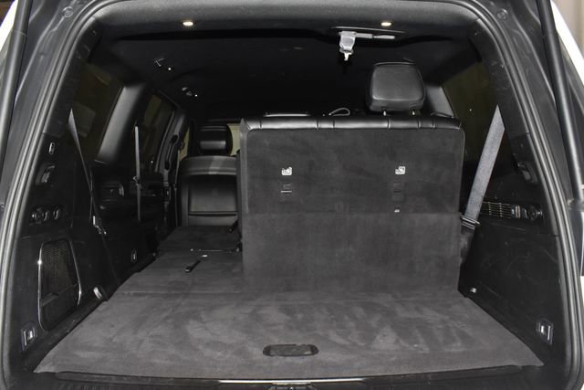 Certified 2024 Jeep Wagoneer Series II w/ Flexible Seating Group AWD/4WD image 35