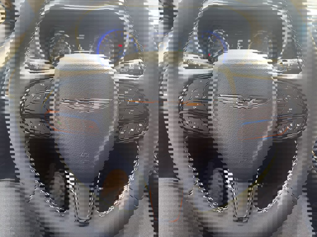 New 2026 Chrysler Pacifica Select w/ S Appearance Package image 8