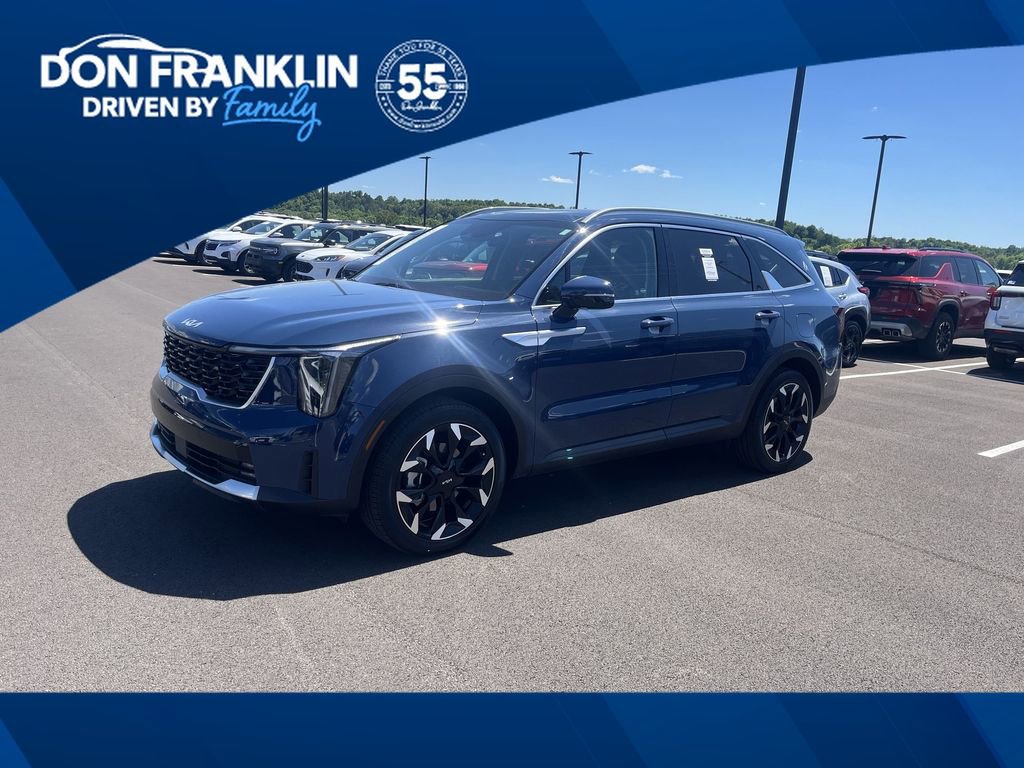 Used 2025 Kia Sorento EX w/ Panoramic Sunroof Package
