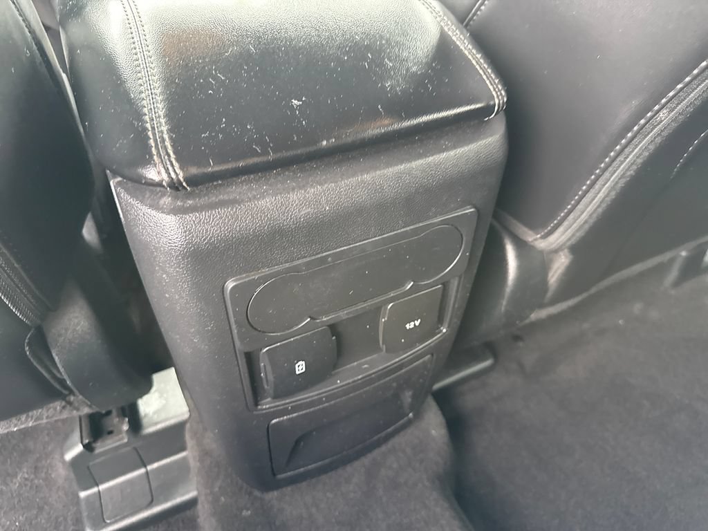 Used 2024 Ford Explorer XLT w/ Equipment Group 202A AWD/4WD image 22