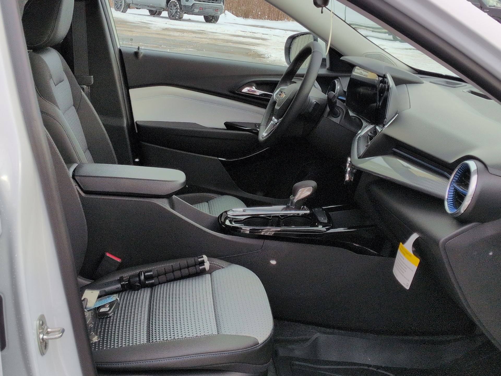 New 2026 Chevrolet Trax LT w/ Driver Confidence Package image 85