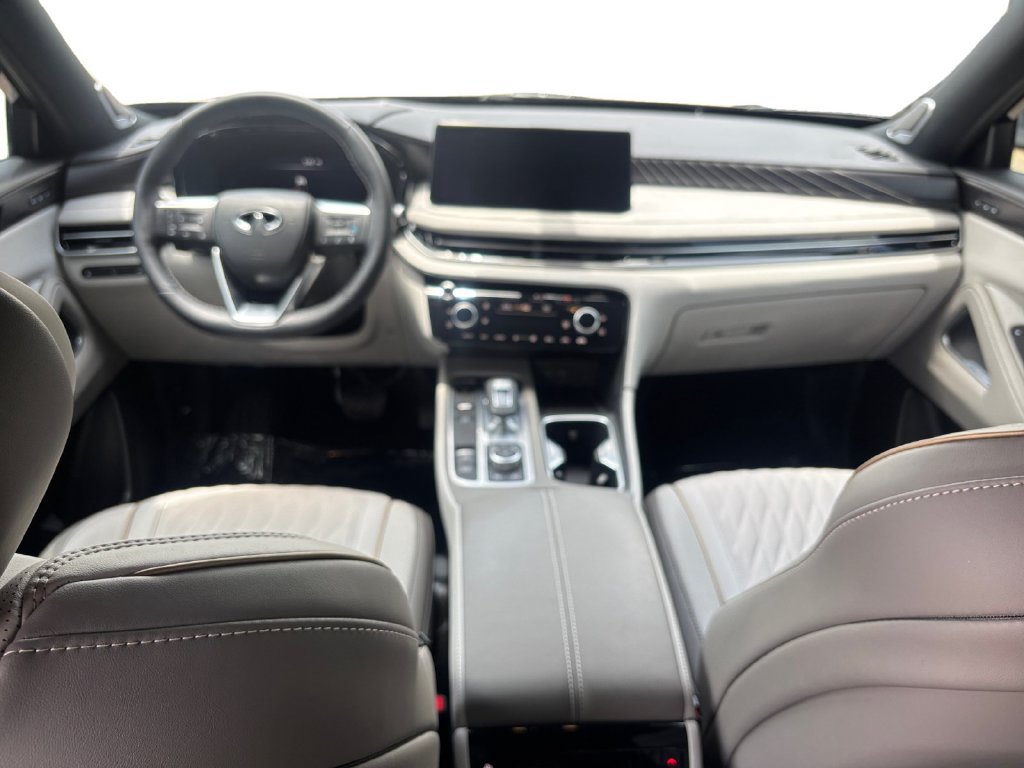 Used 2026 INFINITI QX60 Autograph w/ Dark Cargo Package AWD/4WD image 11