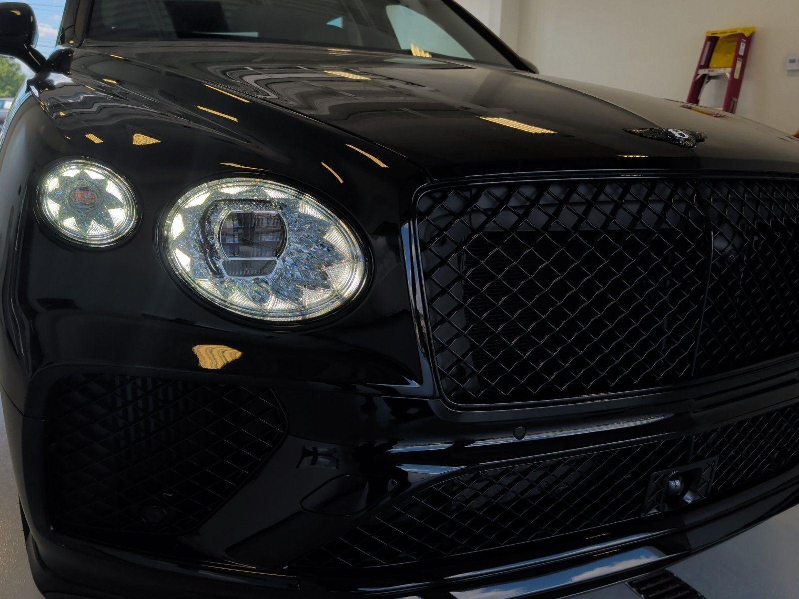 New 2026 Bentley Bentayga AWD/4WD image 19