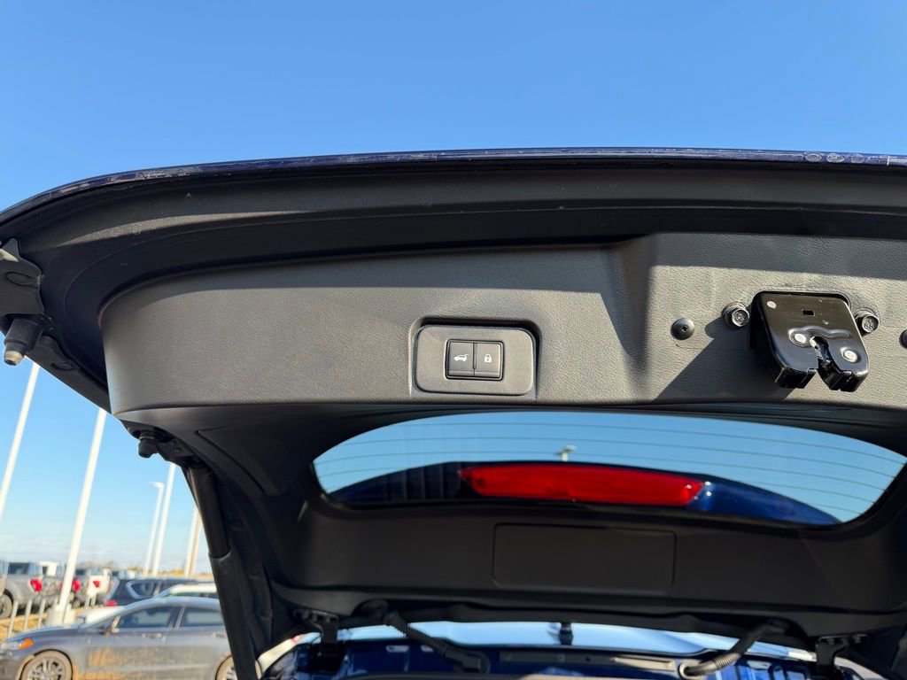 Used 2024 Nissan Rogue SL w/ SL Premium Package image 43