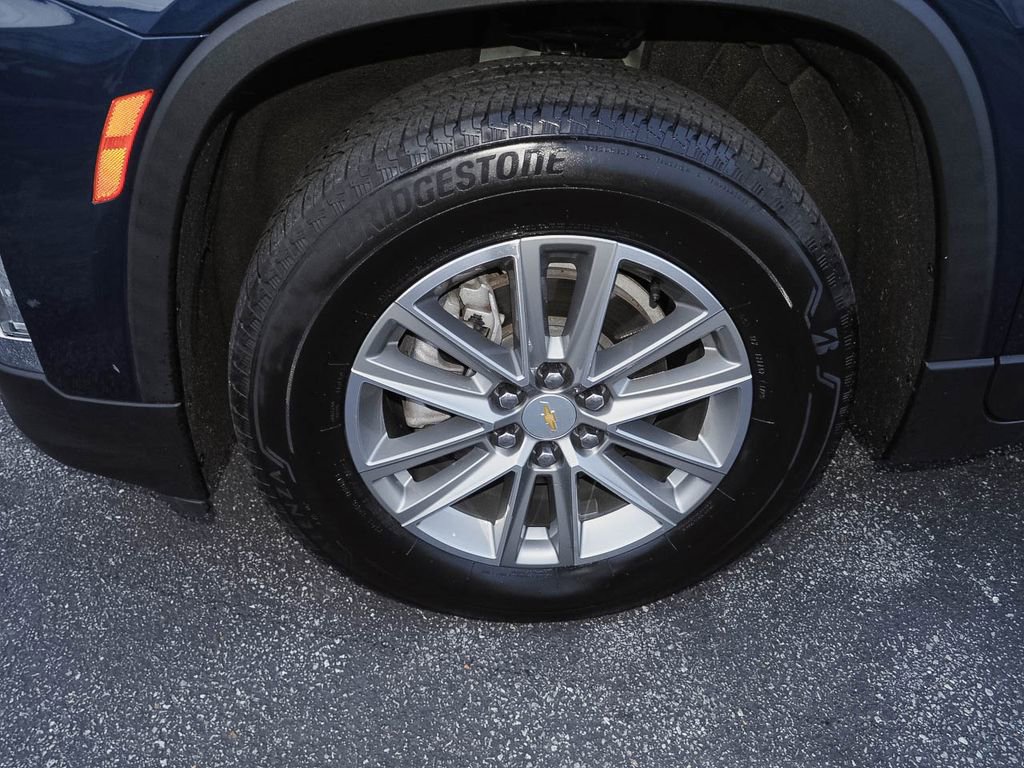 Certified 2023 Chevrolet Traverse LT image 34