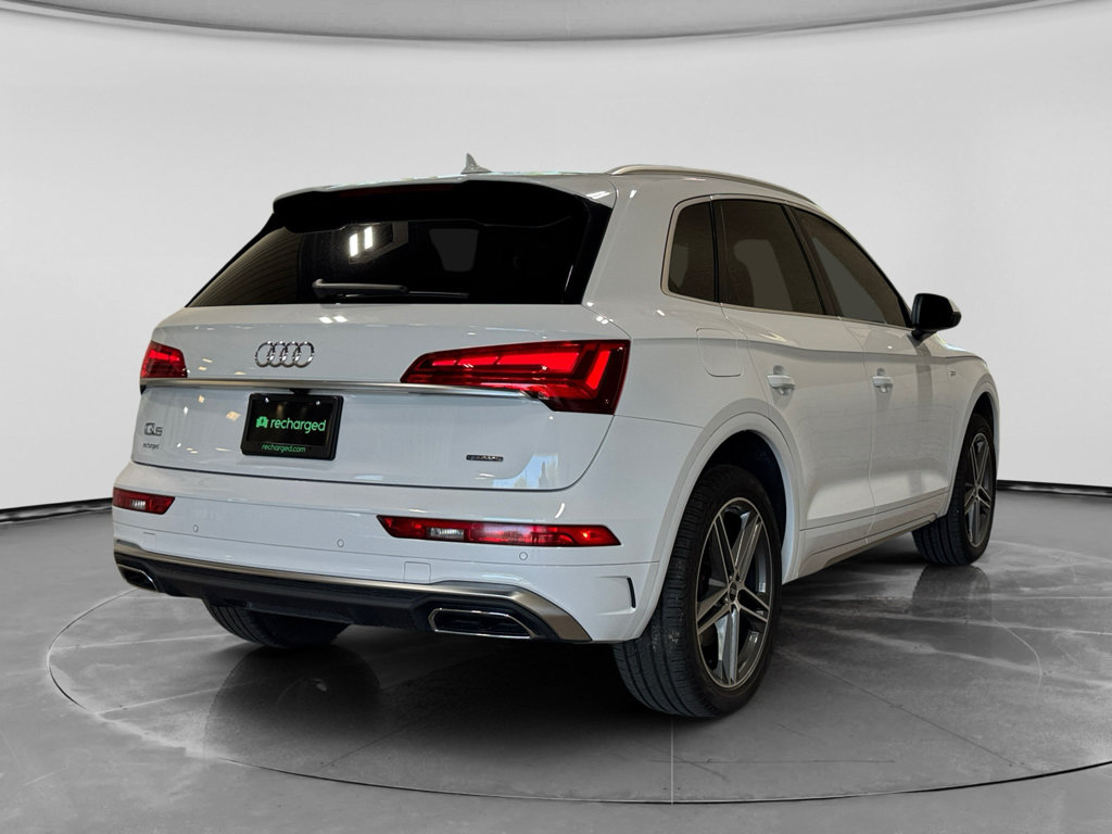 Used 2021 Audi Q5 e Premium Plus w/ Premium Plus Package AWD/4WD image 3
