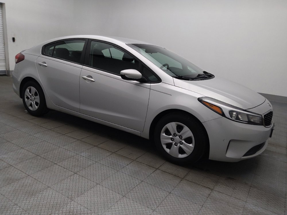 Used 2017 Kia Forte LX FWD image 11