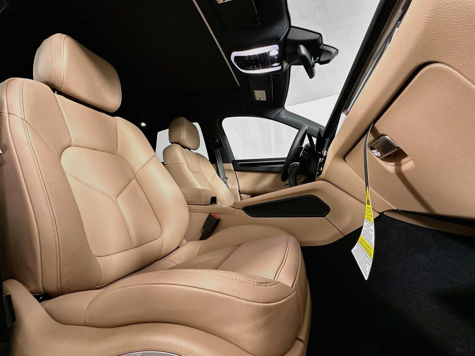 New 2026 Porsche Macan AWD/4WD image 29