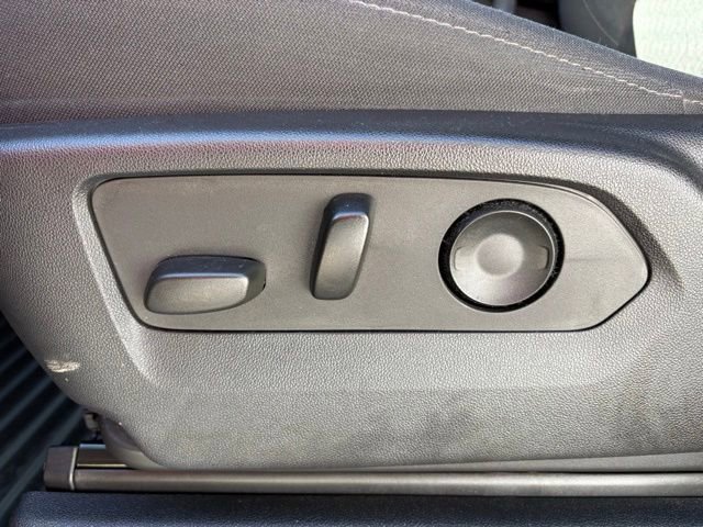 Used 2022 Chevrolet Silverado 1500 LT image 23