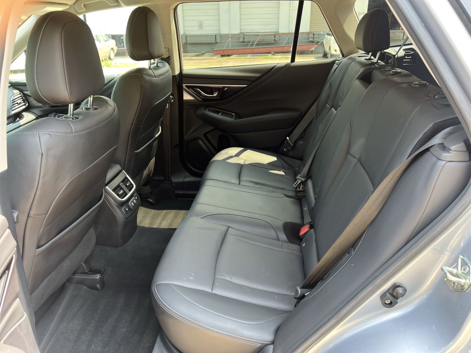 Used 2020 Subaru Outback Limited w/ Popular Package #2 AWD/4WD image 30