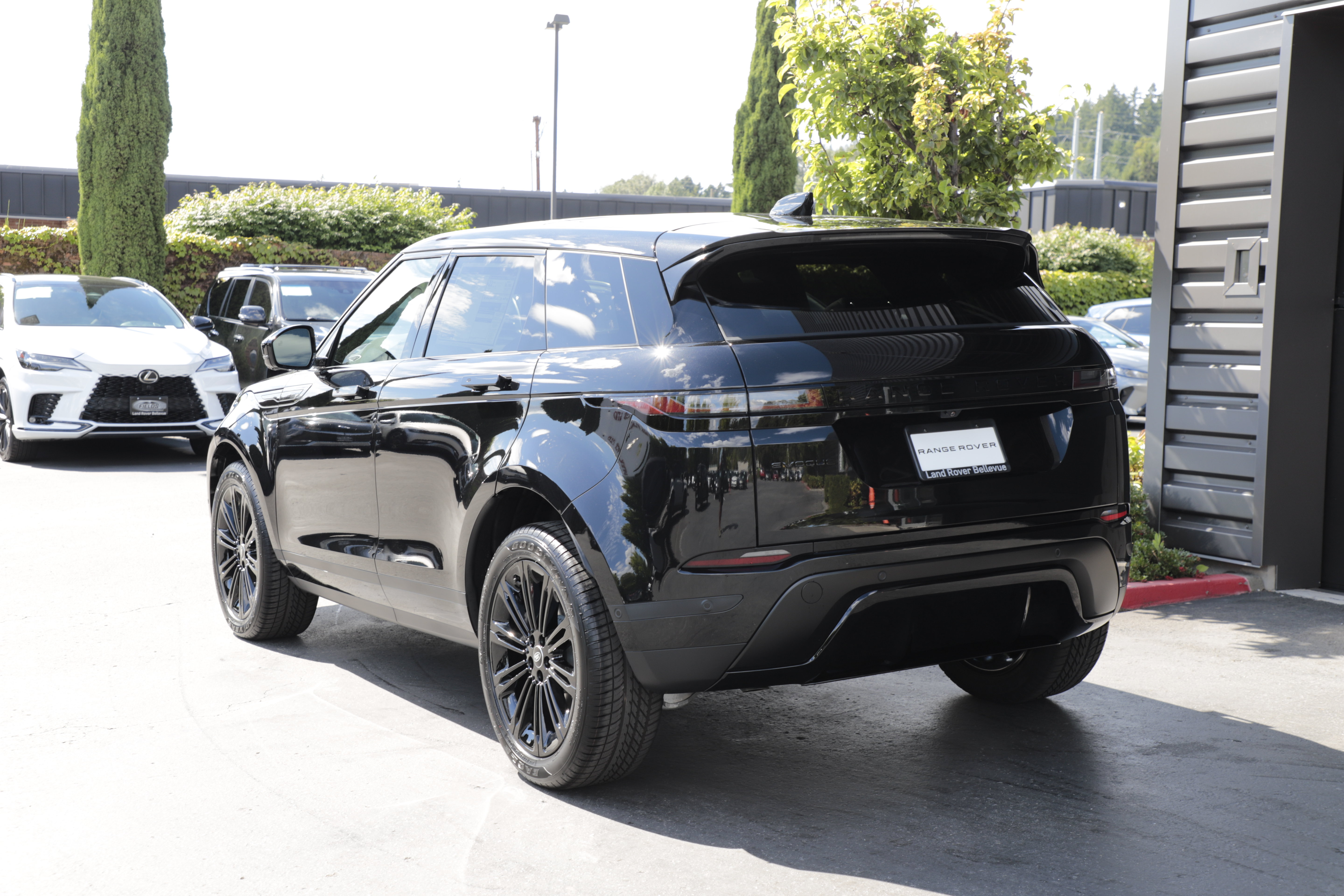 New 2026 Land Rover Range Rover Evoque S AWD/4WD image 6