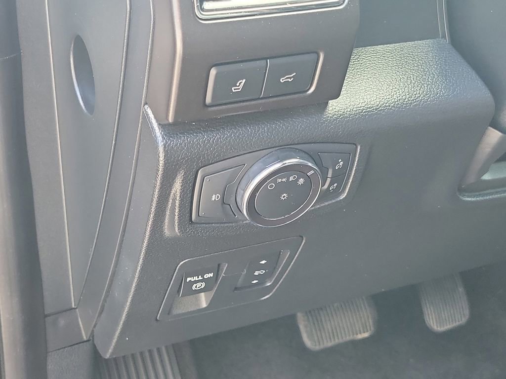 Used 2018 Ford Expedition Limited w/ Equipment Group 302A image 23