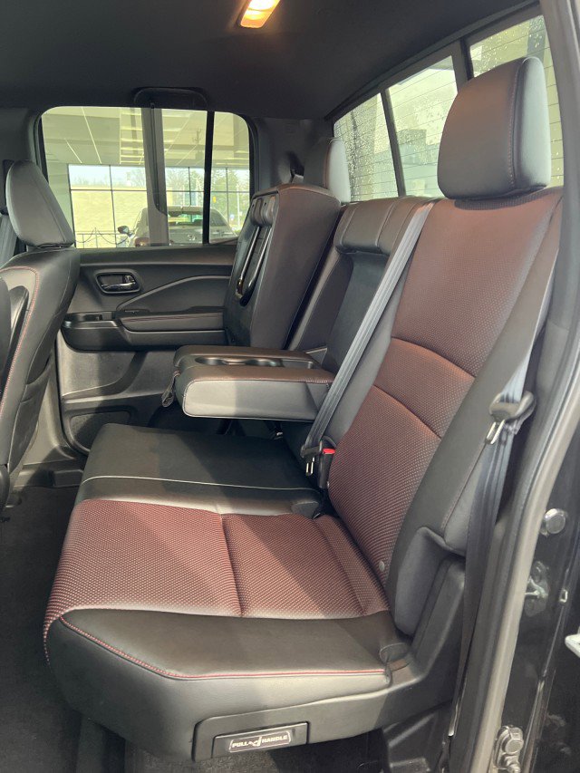 Used 2023 Honda Ridgeline Black Edition image 8