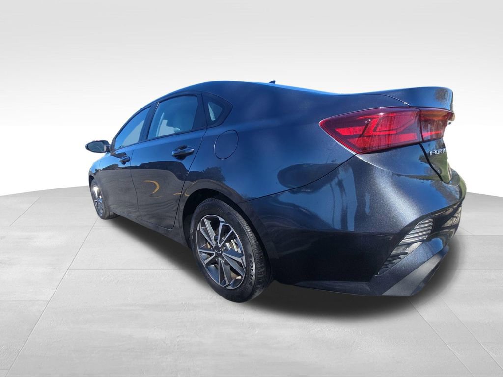 Used 2022 Kia Forte LXS image 13