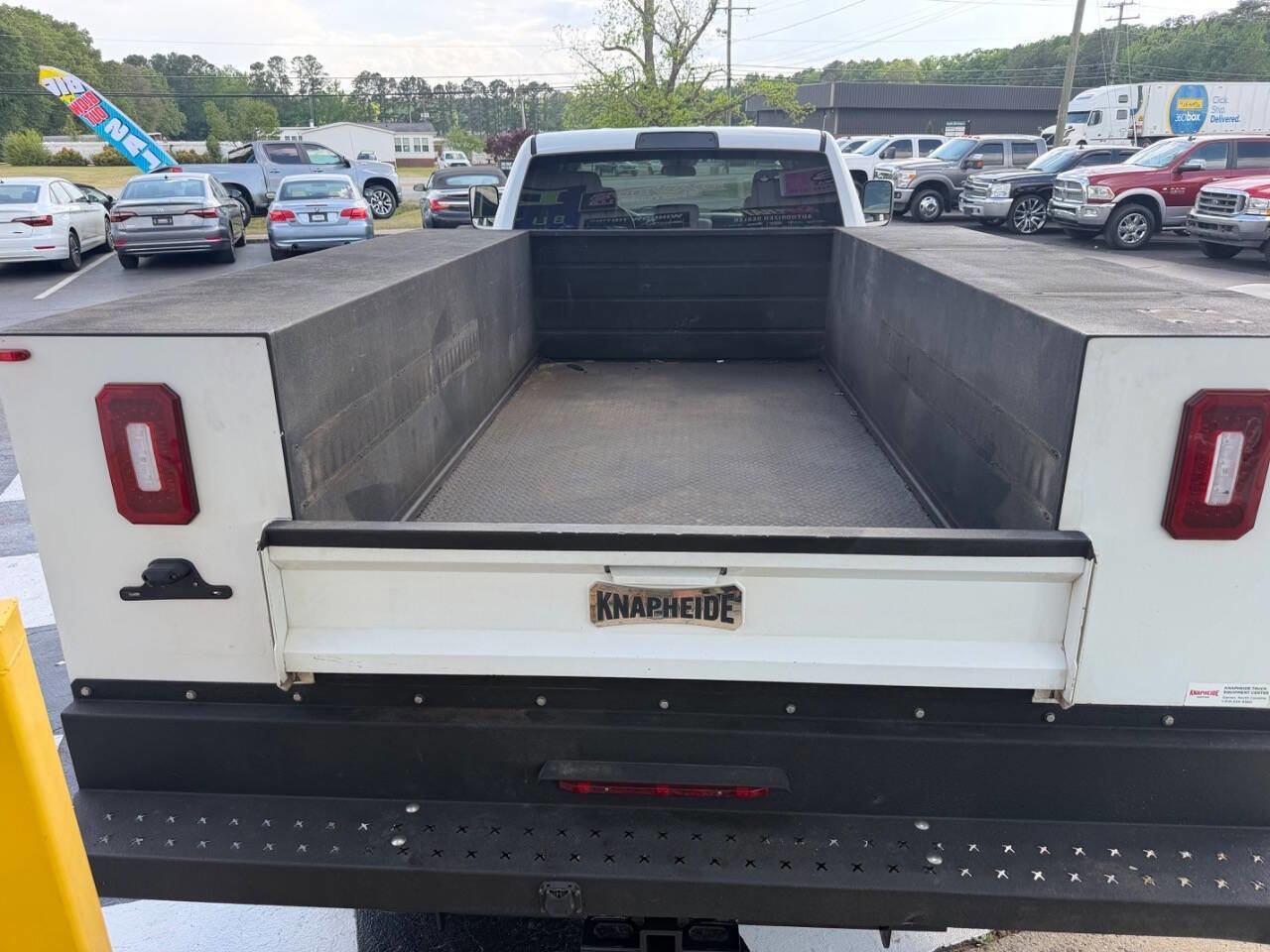 Used 2018 RAM 3500 Tradesman w/ Chrome Appearance Group AWD/4WD image 7