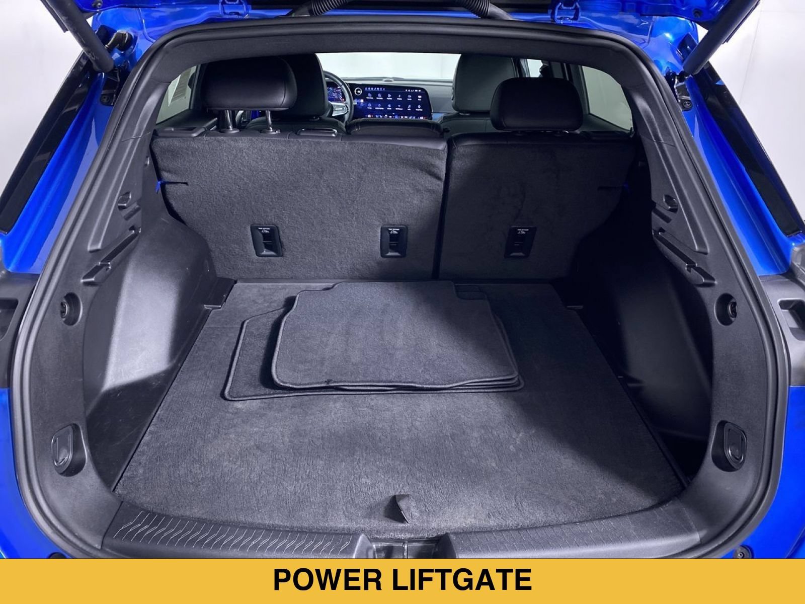 Certified 2024 Chevrolet Equinox EV LT FWD image 13