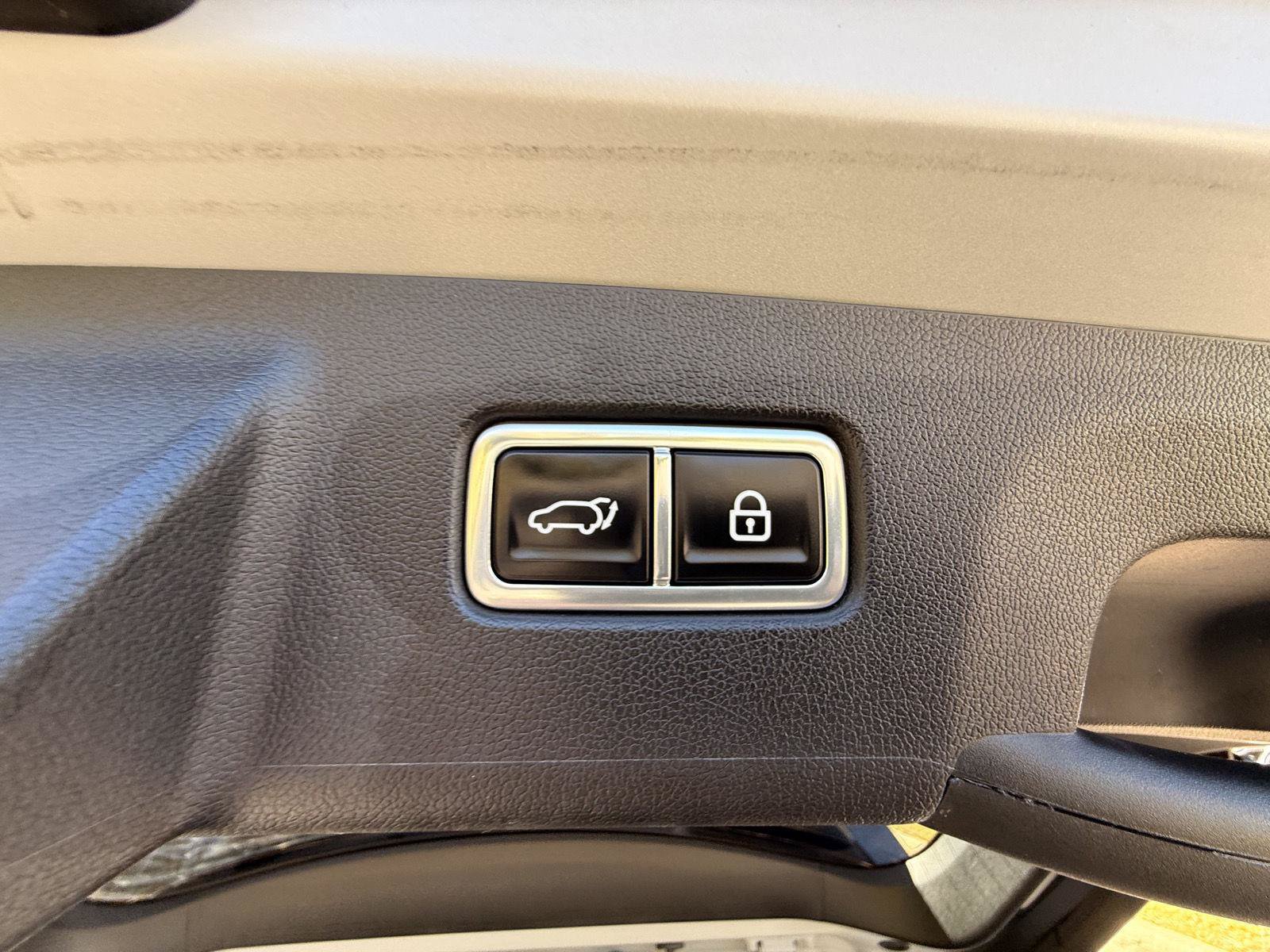 Used 2022 Kia Sorento SX FWD image 19
