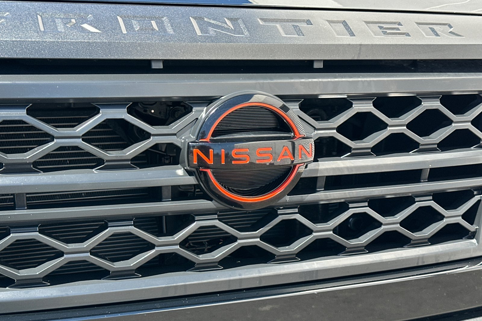 Used 2022 Nissan Frontier PRO-4X w/ Off-Road Protection Package AWD/4WD image 42