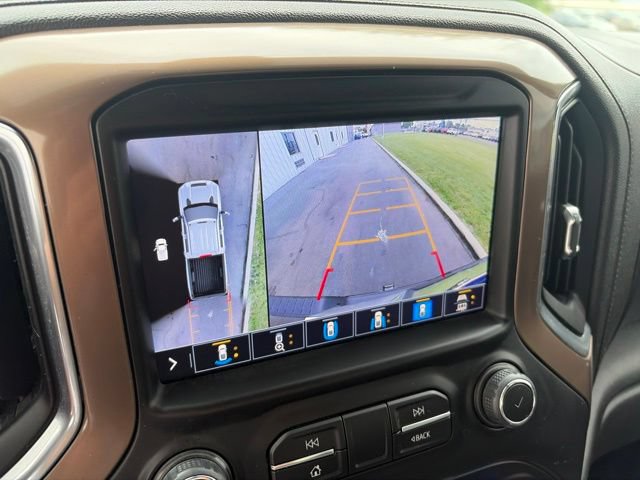 Used 2022 Chevrolet Silverado 2500 High Country w/ Technology Package AWD/4WD image 23