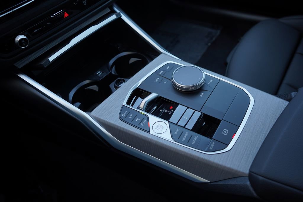 Used 2025 BMW 430i Coupe w/ Convenience Package image 18