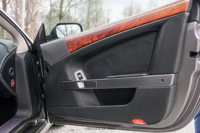 Used 2005 Aston Martin DB9 Coupe image 28